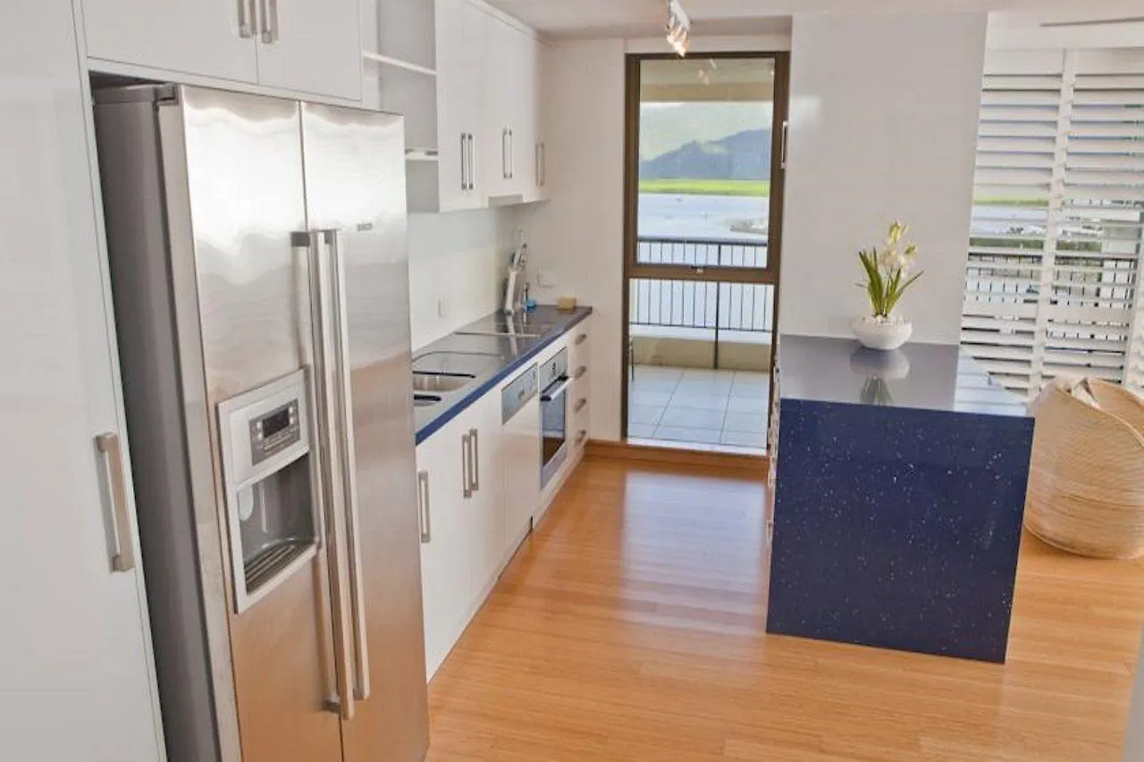 Cairns Aquarius Aparthotel