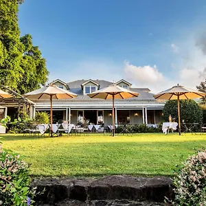 Lodge Spicers Clovelly Estate Montville